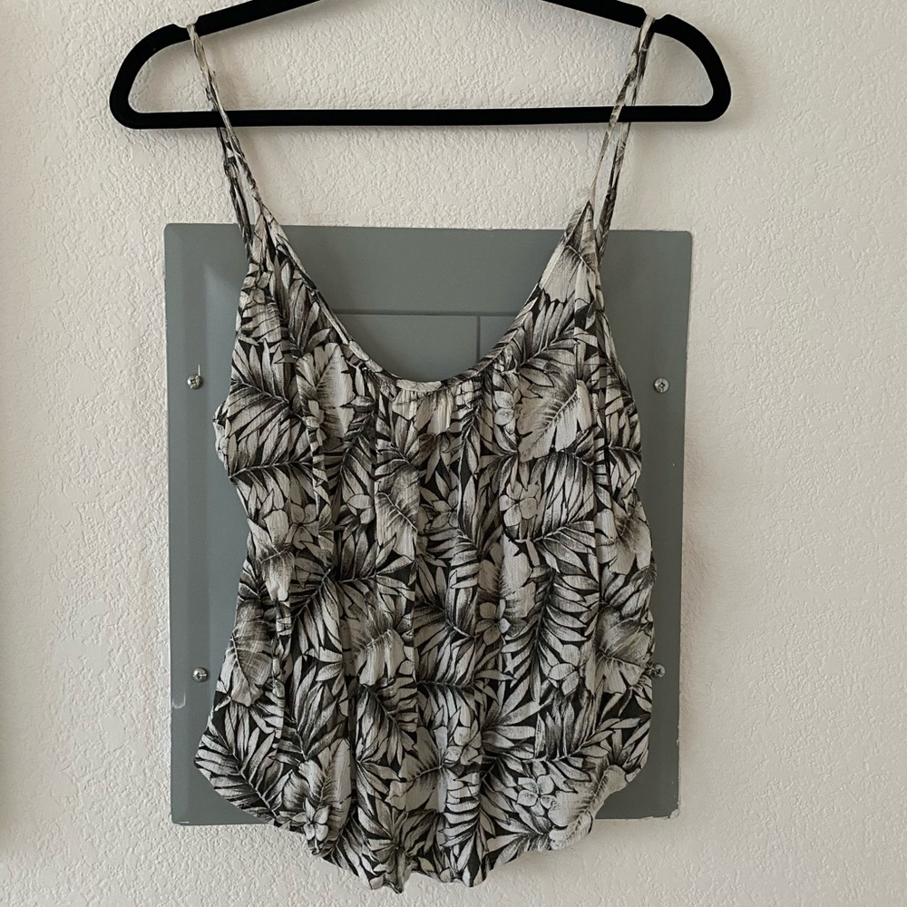 Flynn Skye tank top with leaf print